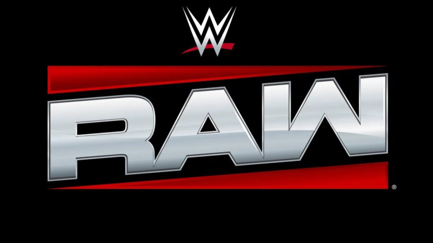 WWE Star Returns On Raw